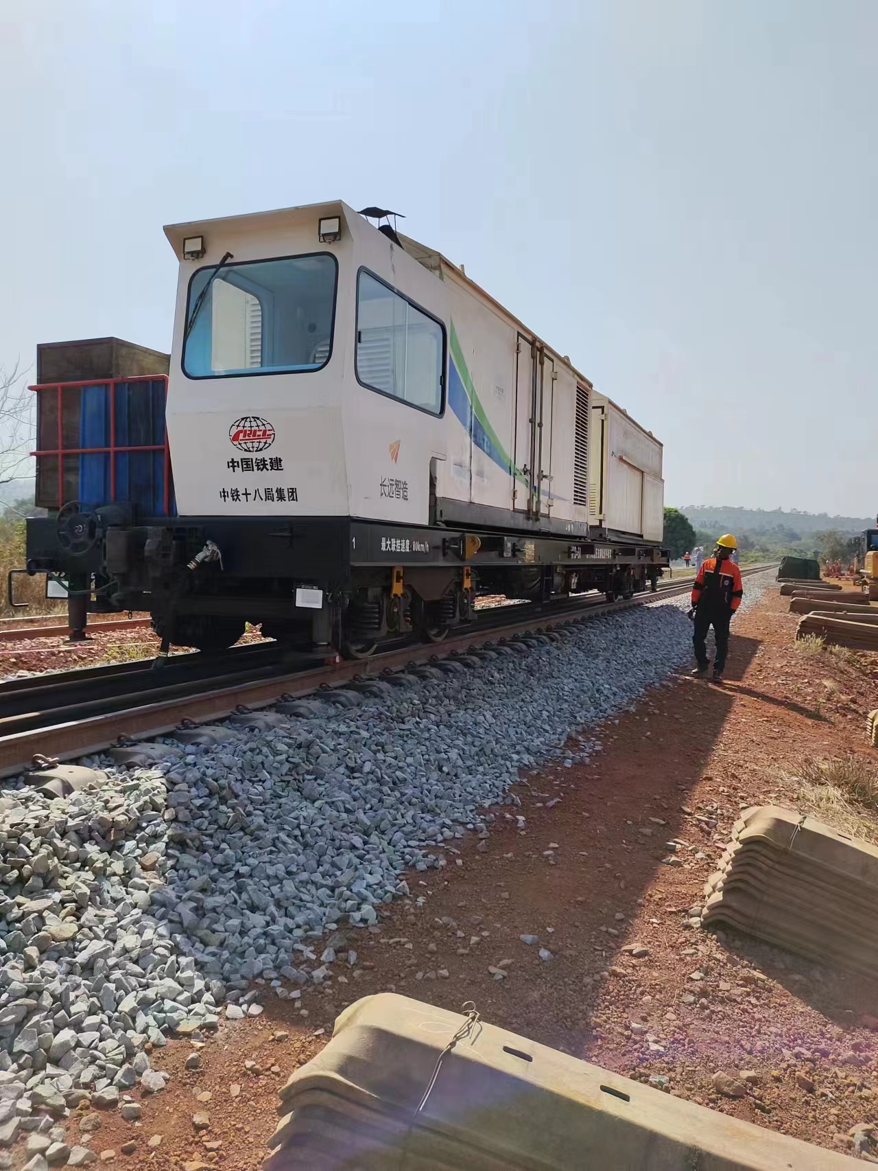十八局焊軌自走行平車(chē) (3).jpg 十八局焊軌自走行平車(chē) (3).jpg